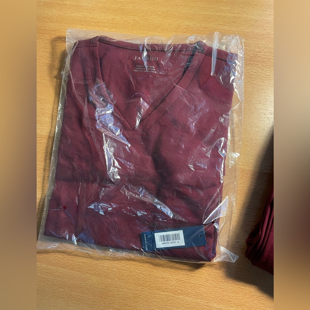 Jaanuu scrub top and bottom